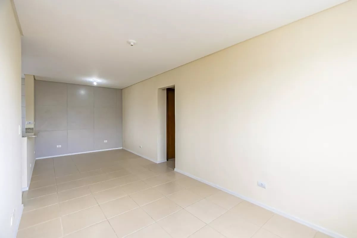 Sobrado em condominio com 103m² em Piraquara