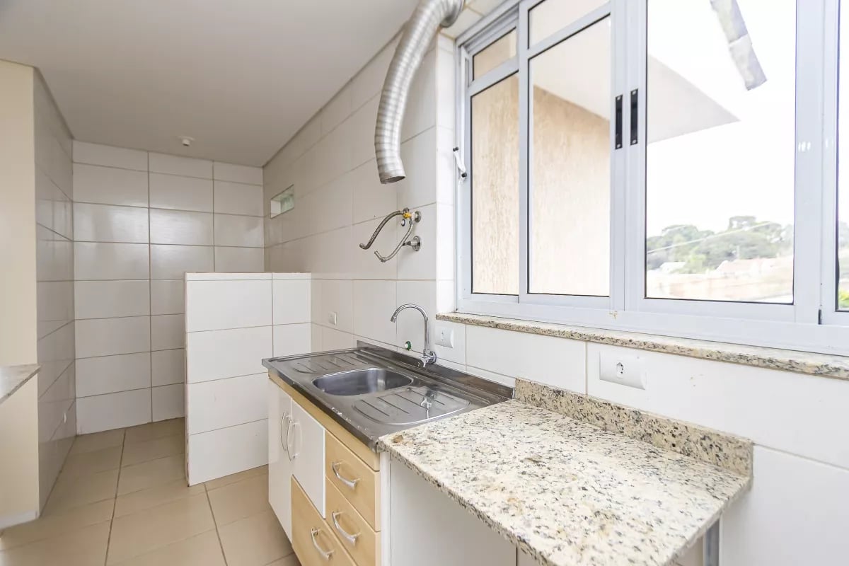 Sobrado em condominio com 103m² em Piraquara