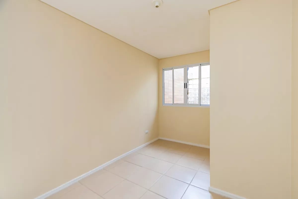 Sobrado em condominio com 105m² em Piraquara