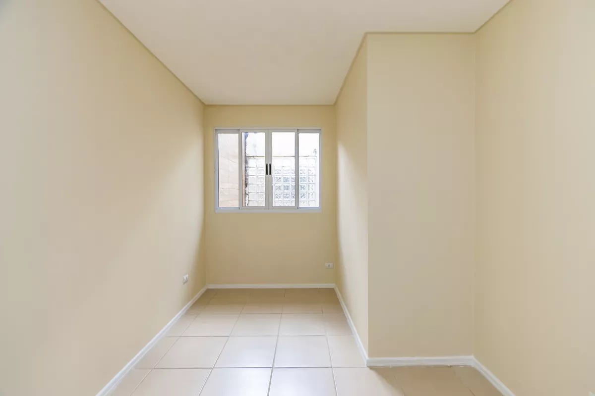 Sobrado em condominio com 105m² em Piraquara
