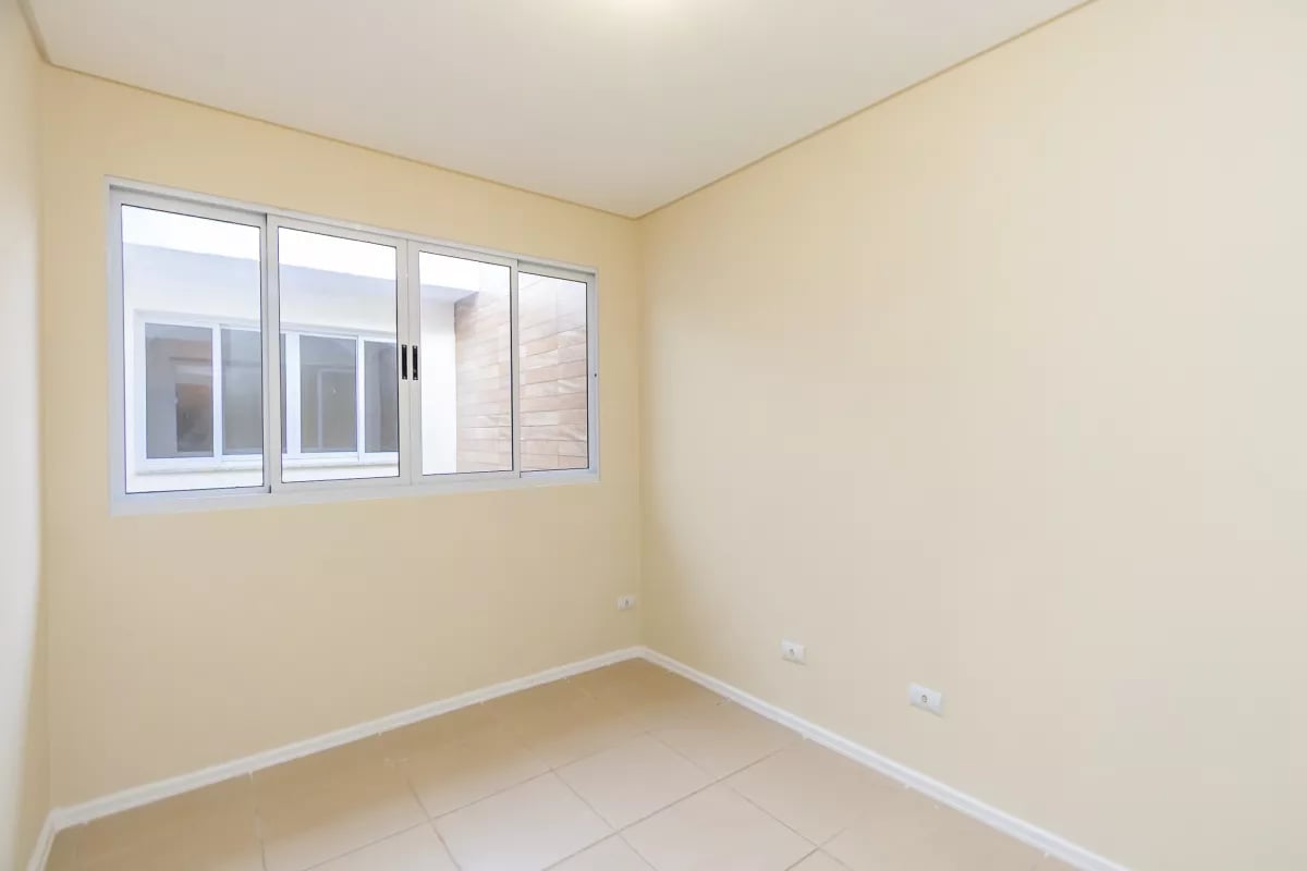 Sobrado em condominio com 105m² em Piraquara
