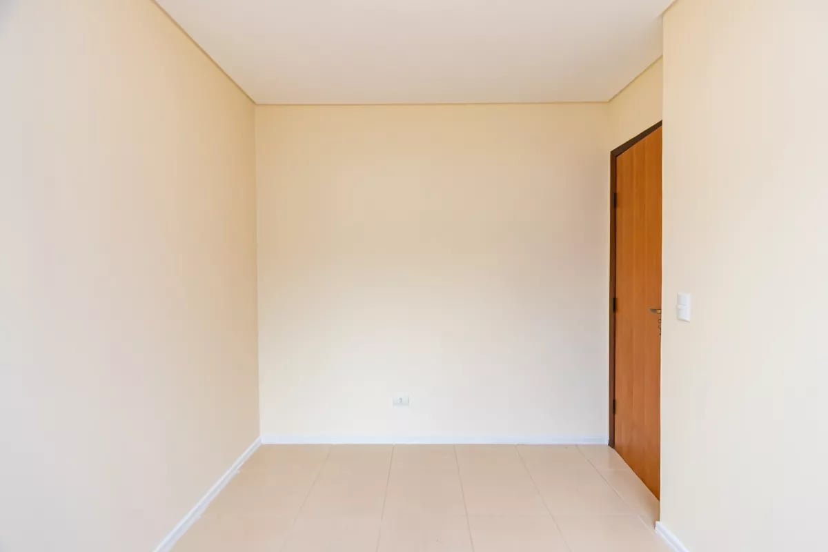Sobrado em condominio com 105m² em Piraquara