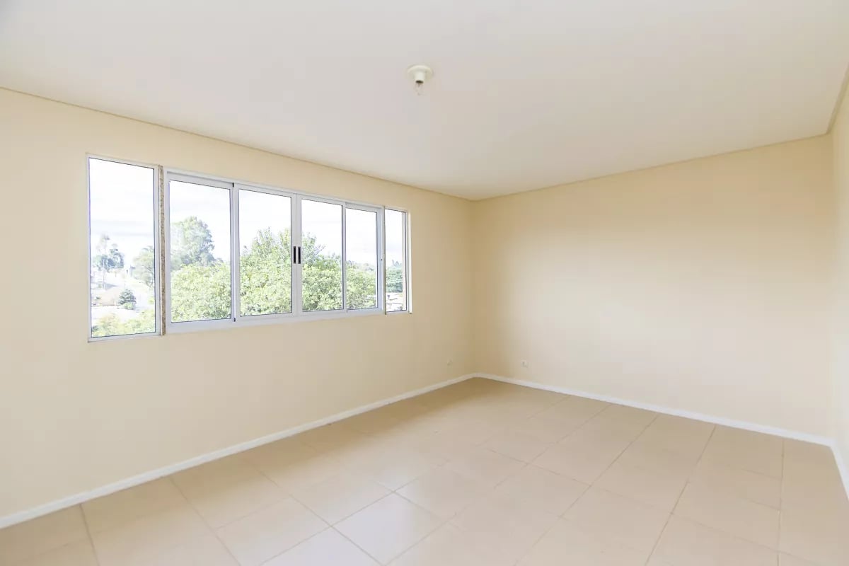 Sobrado em condominio com 105m² em Piraquara