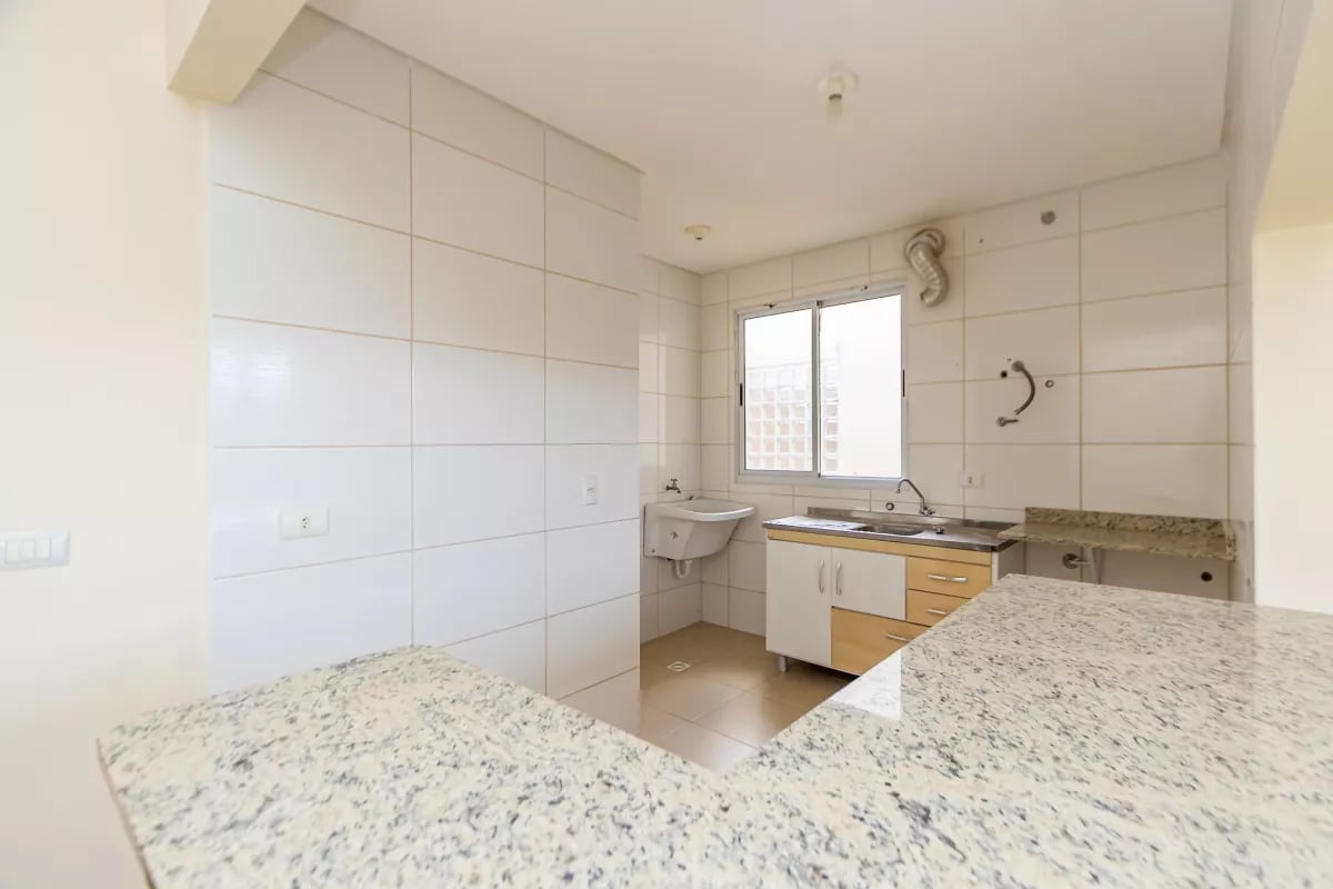 Sobrado em condominio com 105m² em Piraquara