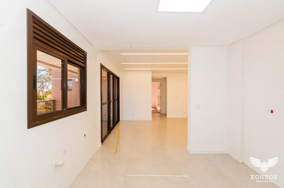 Apartamento no PORTÃO com 101,58 m²