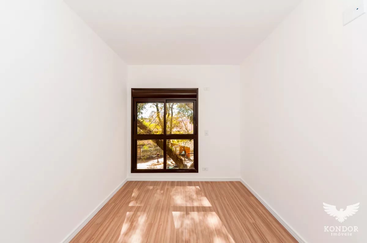Apartamento no PORTÃO com 101,58 m²