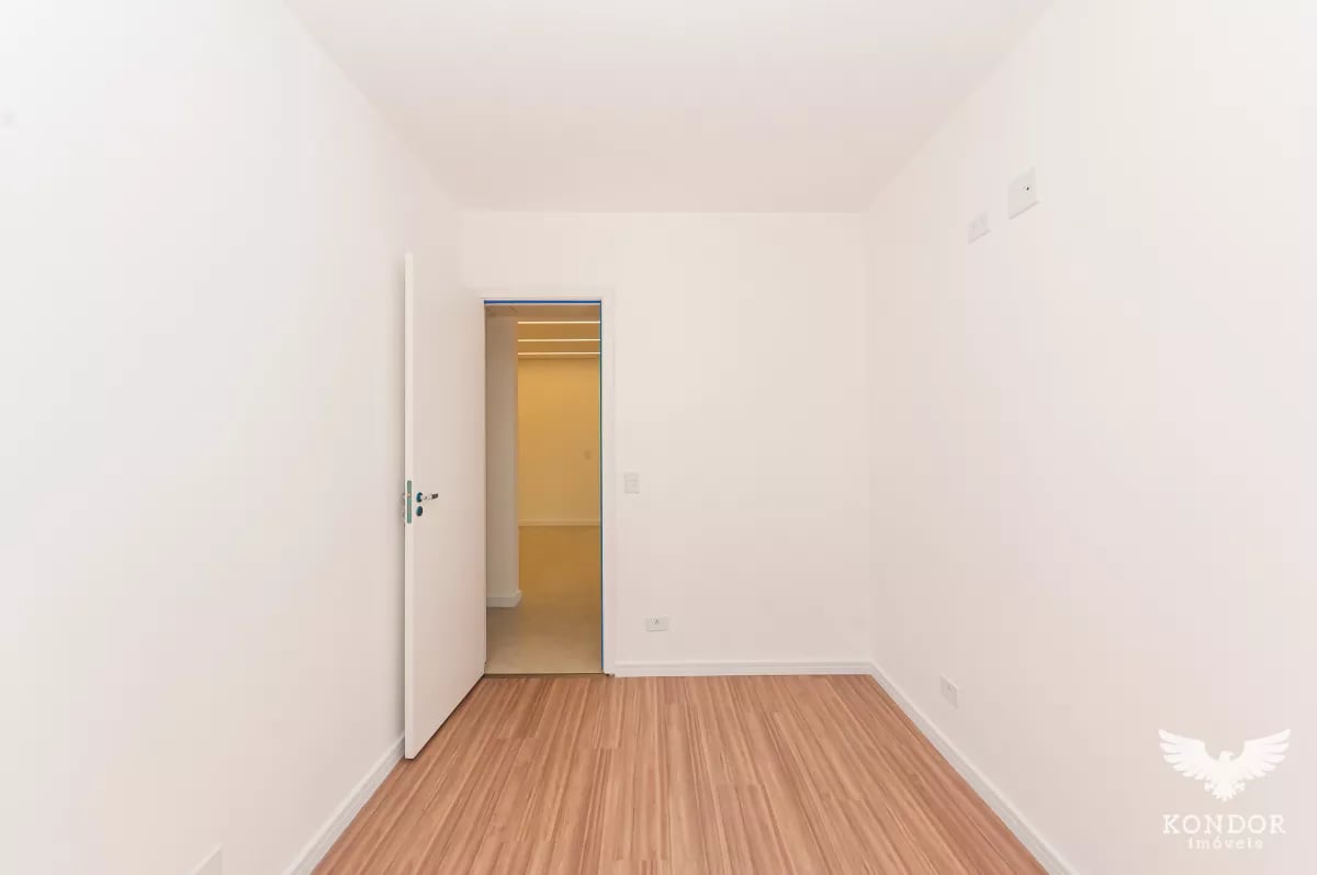 Apartamento no PORTÃO com 101,58 m²