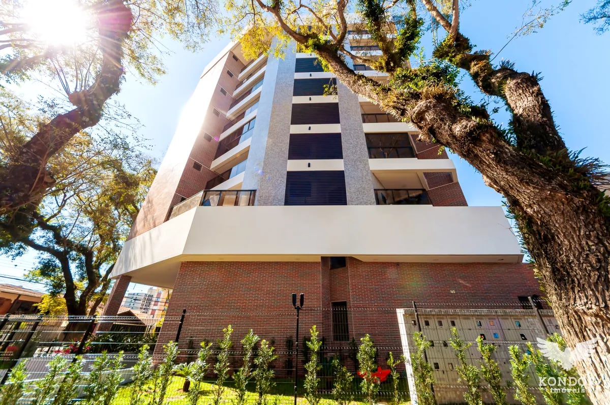 Apartamento no PORTÃO com 101,58 m²