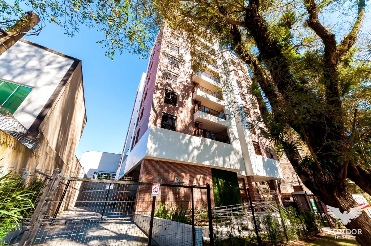Apartamento no PORTÃO com 101,58 m²
