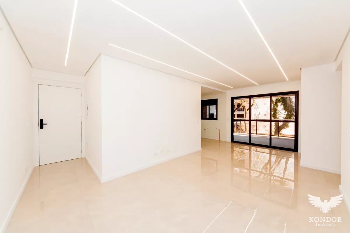 Apartamento no PORTÃO com 101,58 m²