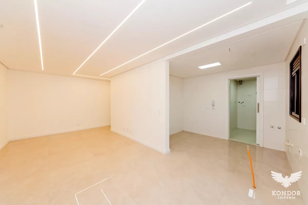 Apartamento no PORTÃO com 101,58 m²