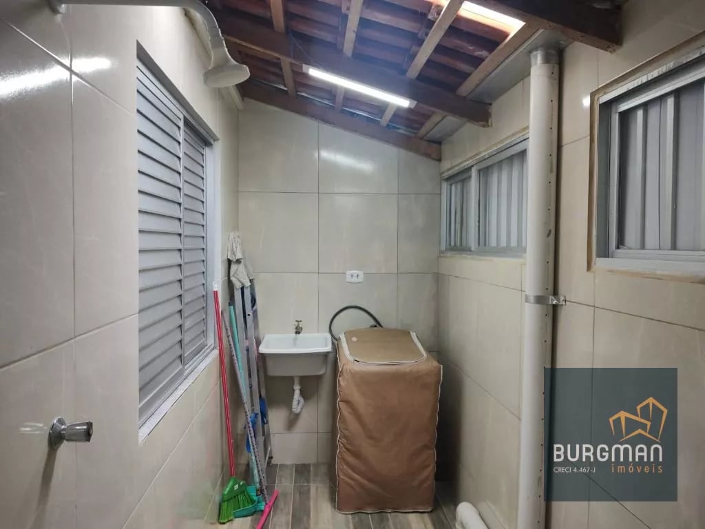 Sobrado com 3 dormitórios à venda, 105 m² por R$ 599.000,00 - Shangrila - Pontal do Paraná/PR