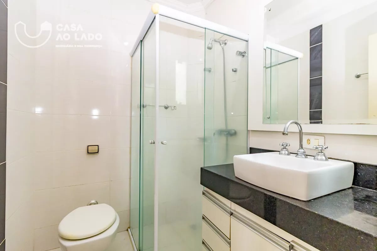 Sobrado Triplex 246m² com 04 quartos em Santa Felicidade - Curitiba/PR