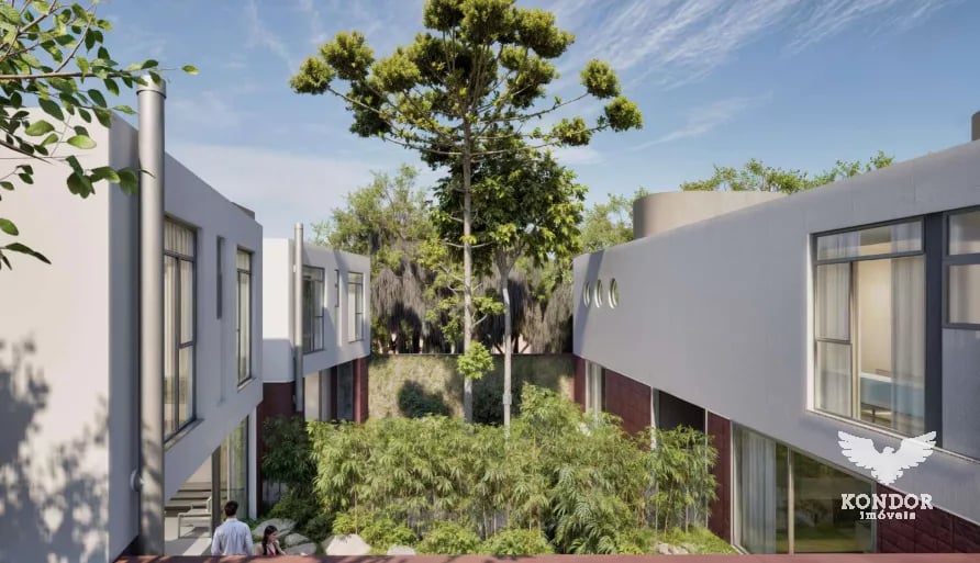 Sobrado em SANTA FELICIDADE com 226,07m²