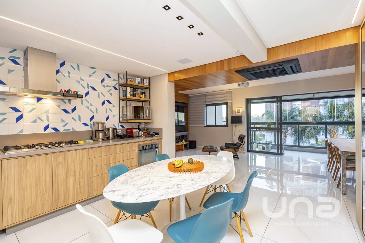 Apartamento à venda com 3 Suítes no Hugo Lange