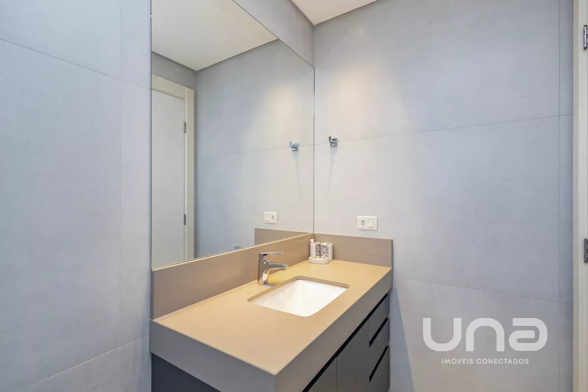 Apartamento à venda com 3 Suítes no Hugo Lange