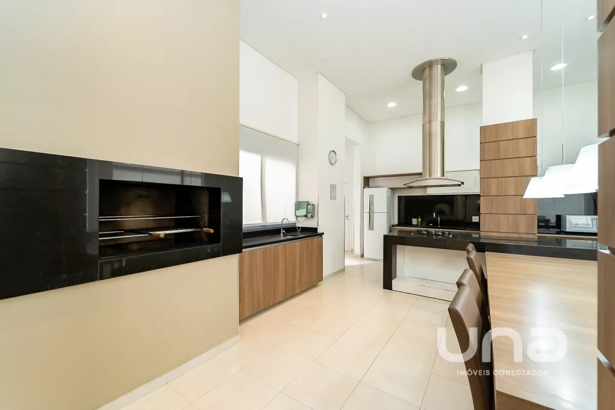 Apartamento à venda com 3 Suítes no Hugo Lange