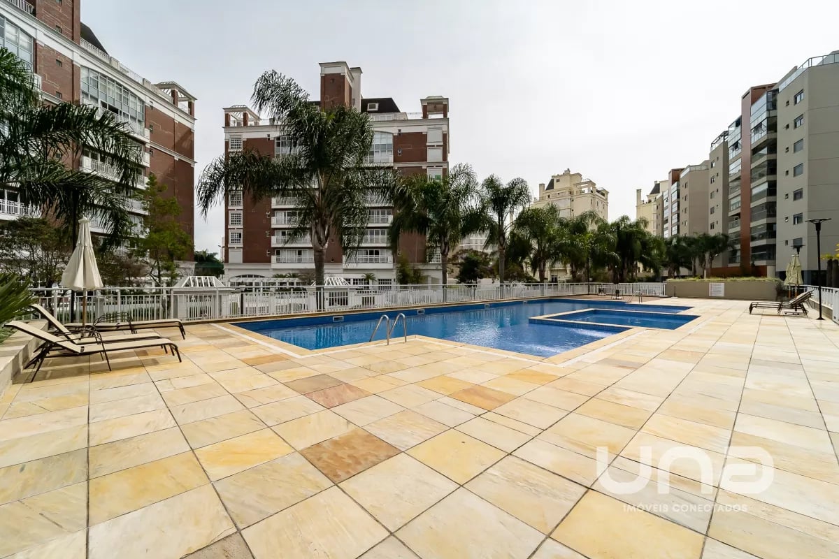 Apartamento à venda com 3 Suítes no Hugo Lange