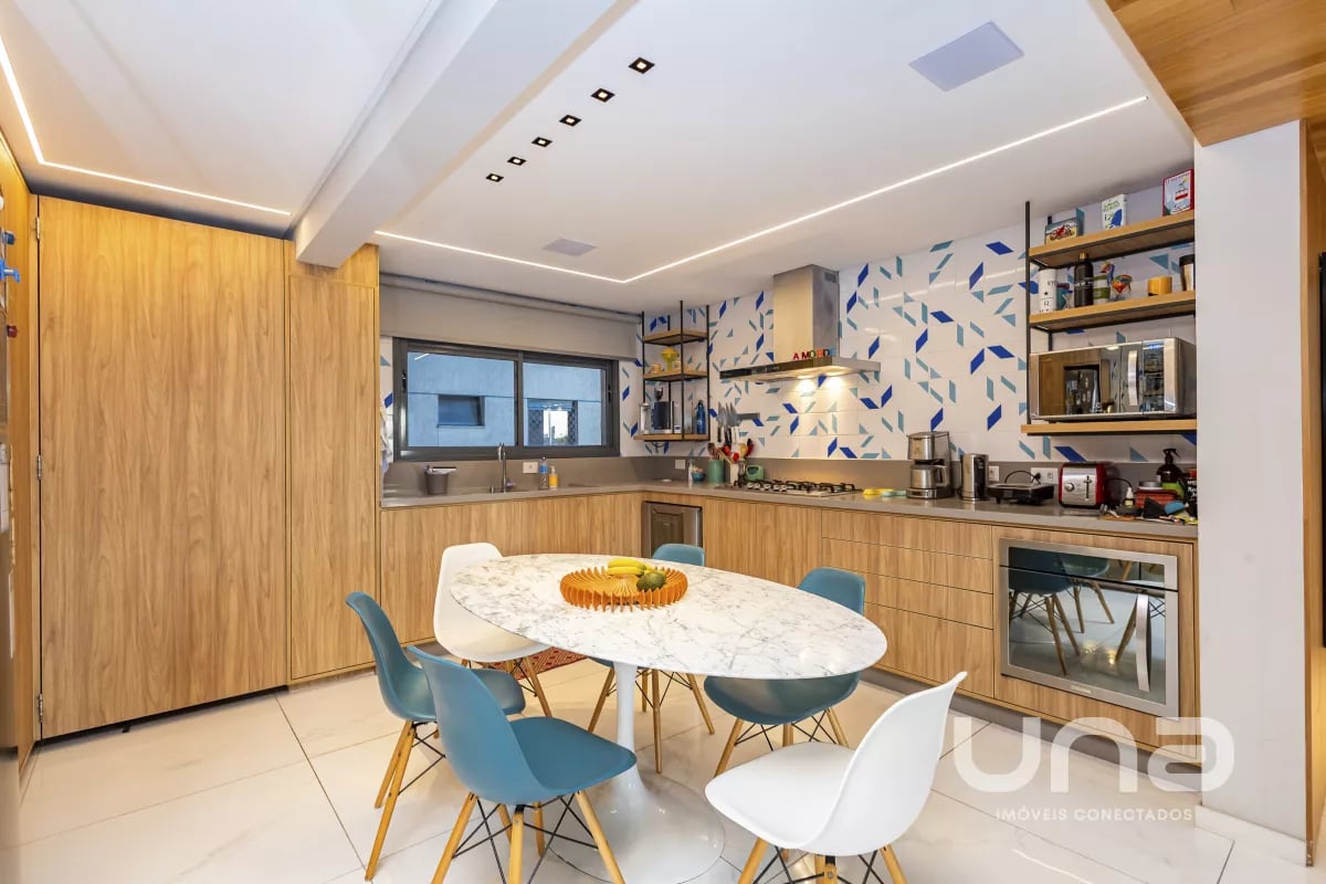 Apartamento à venda com 3 Suítes no Hugo Lange