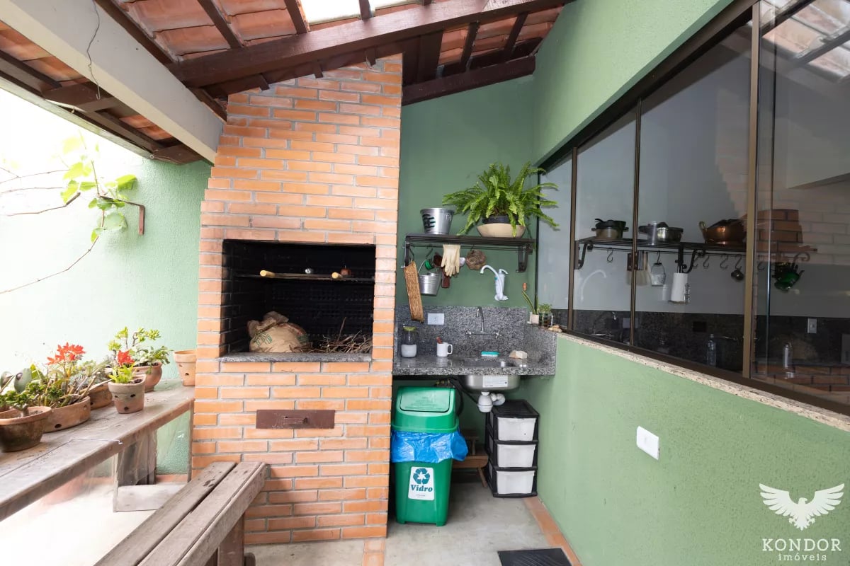 Sobrado no SÃO BRAZ com 226,07m²