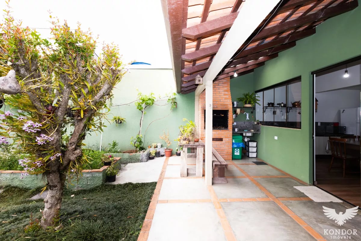 Sobrado no SÃO BRAZ com 226,07m²
