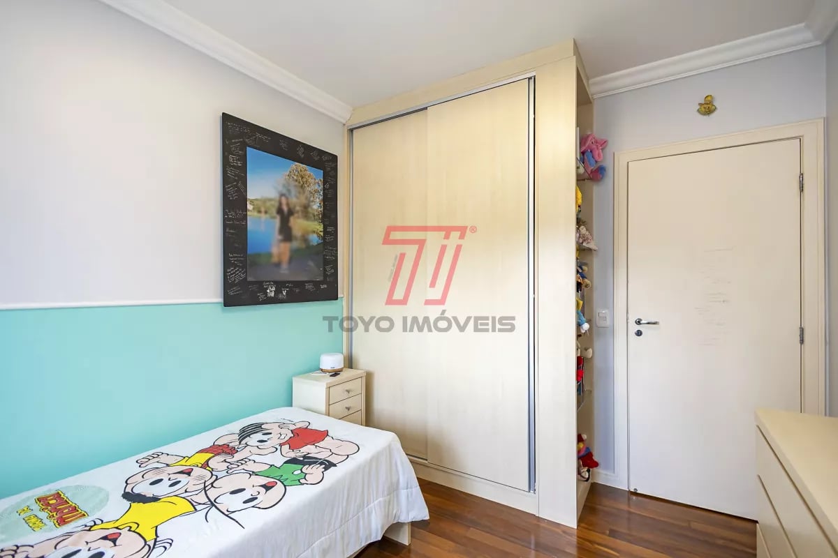 Apartamento com 2 dormitórios (3º reversível) à venda com 140,56m² no Ed. Res. Ibéria, bairro Mercês