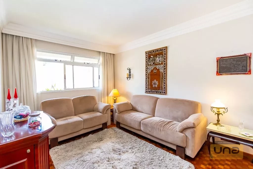 Sobrado 202m², 4 quartos(suíte), ático c/ lavabo, espaço gourmet c/ churrasqueira, 2 garagens-próximo Av. Via Venetto -R$ 980.000 - Santa Felicidade