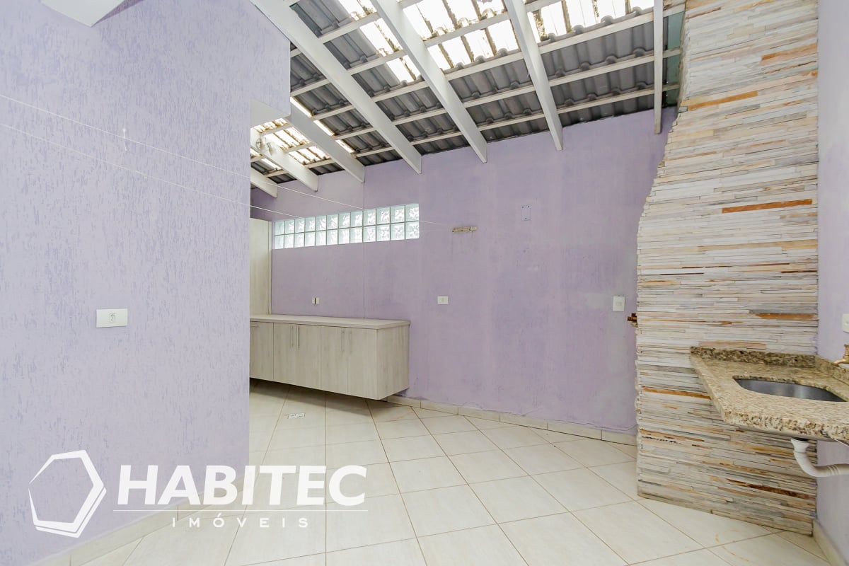 Sobrado com 03 quartos no Uberaba - 2354 - HABITEC