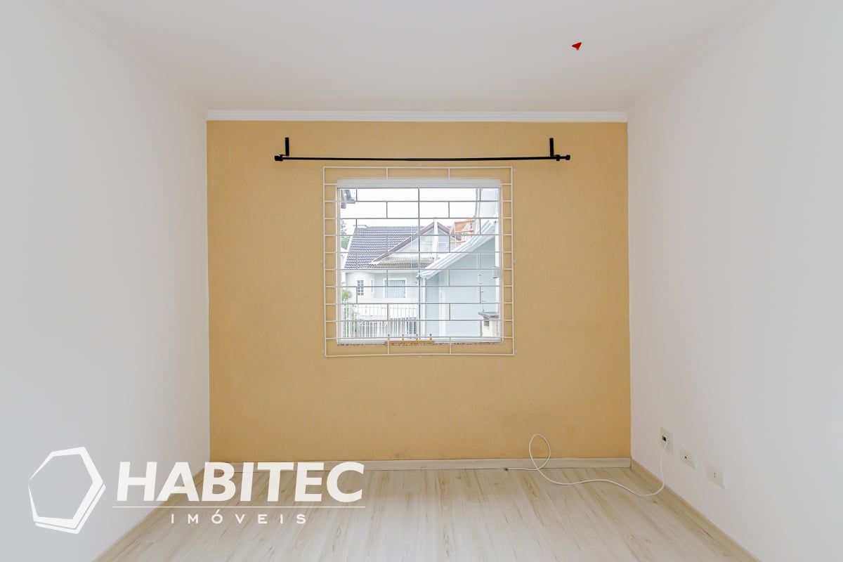 Sobrado com 03 quartos no Uberaba - 2354 - HABITEC