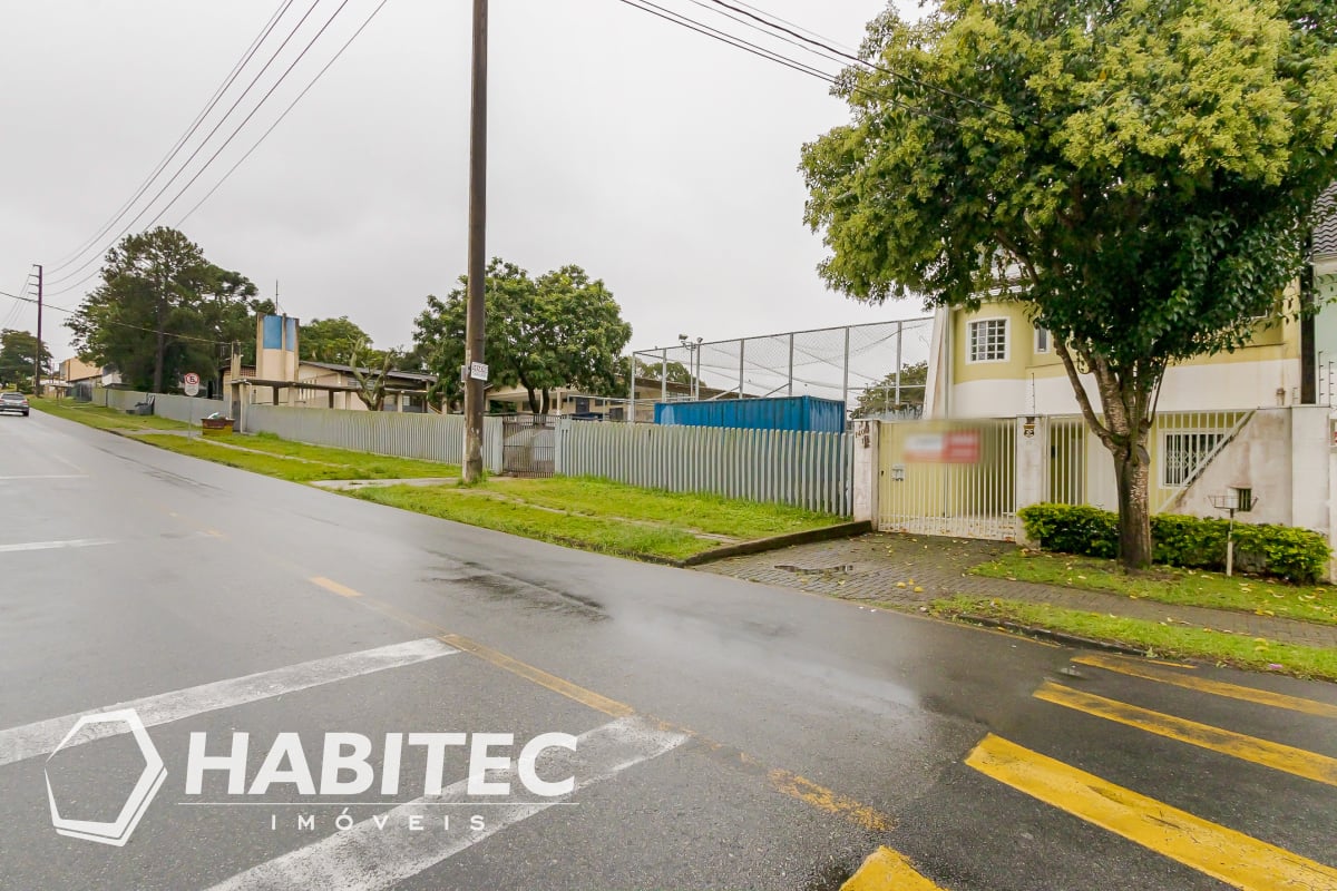 Sobrado com 03 quartos no Uberaba - 2354 - HABITEC