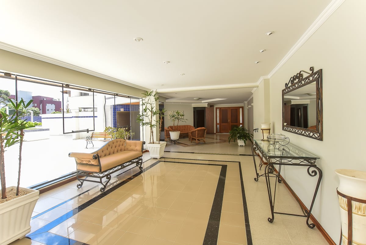 APARTAMENTO 3 DORMITÓRIOS-3 VAGAS GARAGEM-ÁGUA VERDE