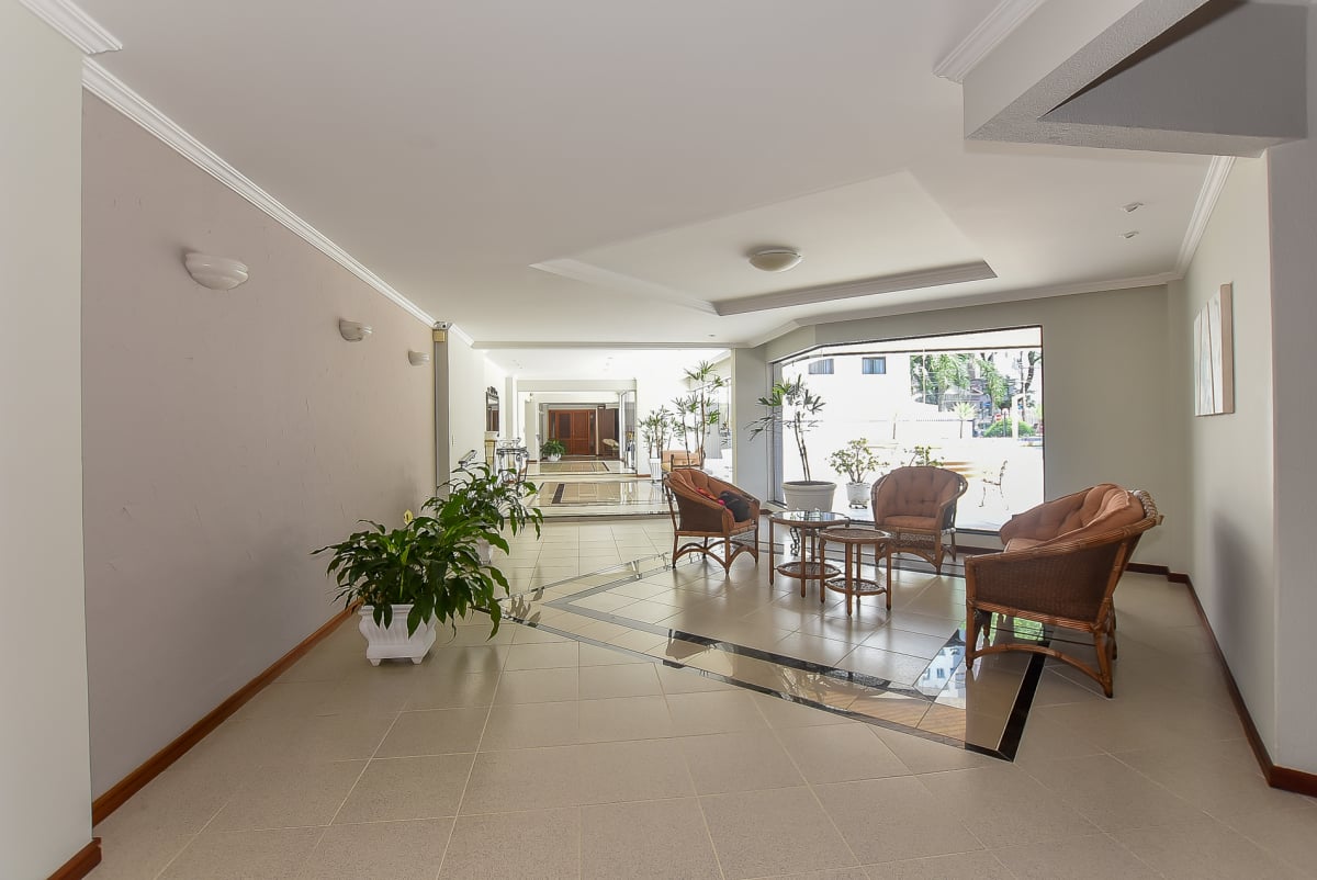 APARTAMENTO 3 DORMITÓRIOS-3 VAGAS GARAGEM-ÁGUA VERDE