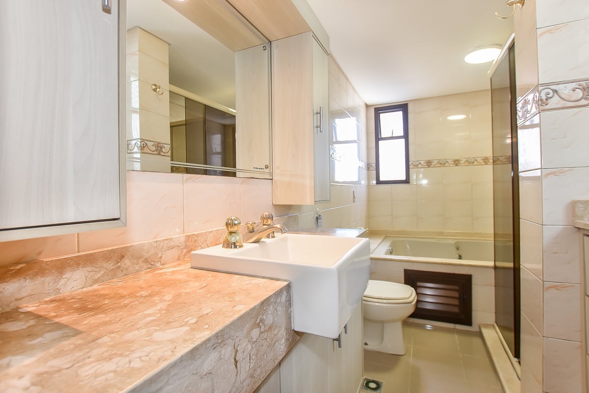 APARTAMENTO 3 DORMITÓRIOS-3 VAGAS GARAGEM-ÁGUA VERDE