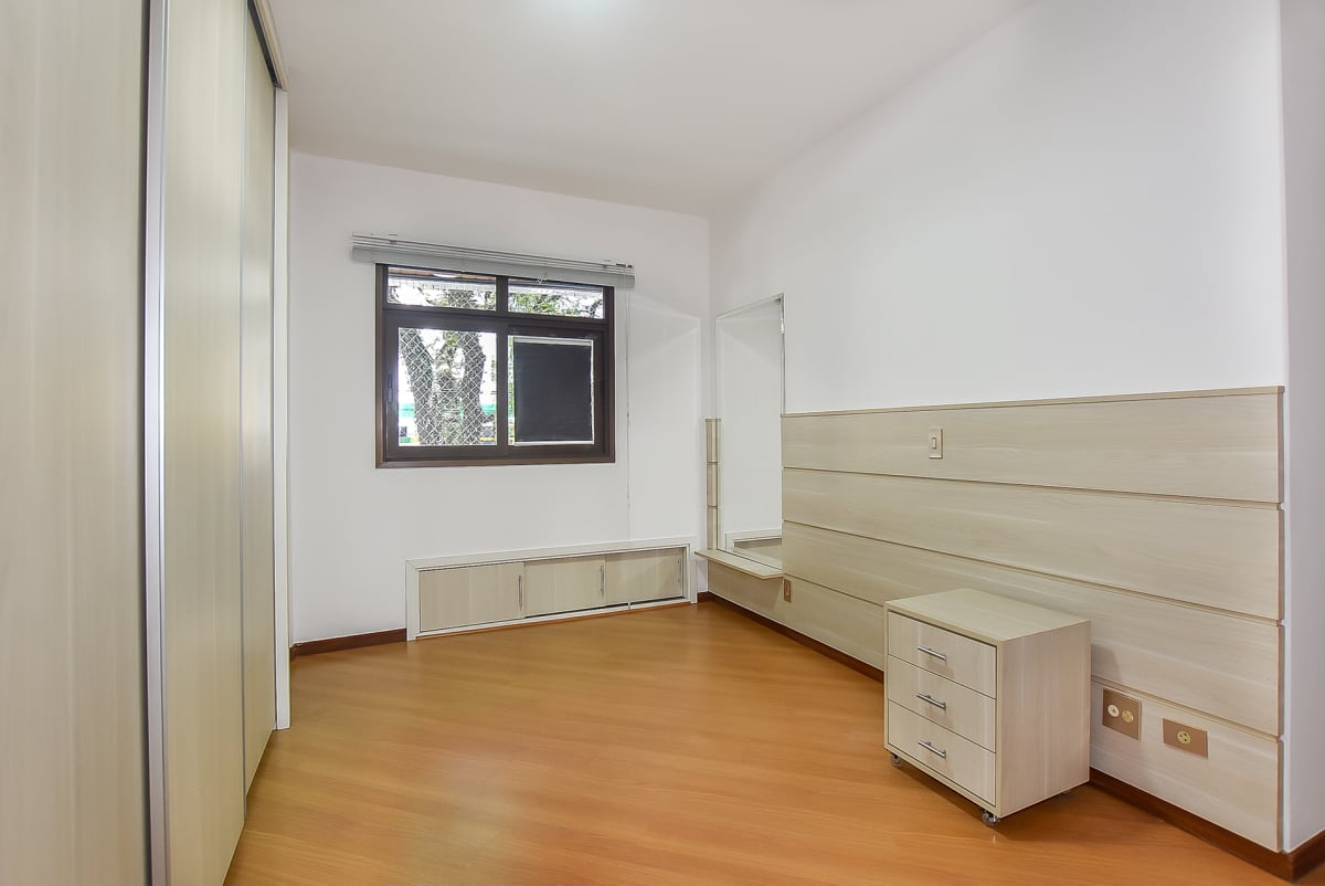 APARTAMENTO 3 DORMITÓRIOS-3 VAGAS GARAGEM-ÁGUA VERDE