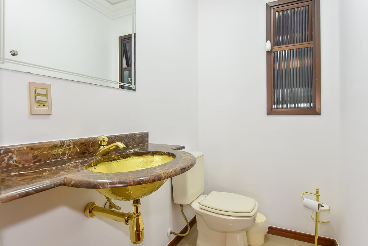 APARTAMENTO 3 DORMITÓRIOS-3 VAGAS GARAGEM-ÁGUA VERDE