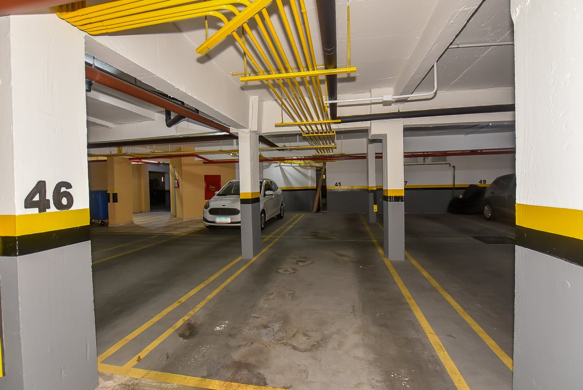 APARTAMENTO 3 DORMITÓRIOS-3 VAGAS GARAGEM-ÁGUA VERDE